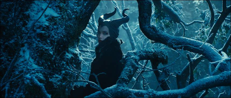 Illustration for article titled First-ever Maleficent trailer shows Angelina Jolie as Disney's Big Bad